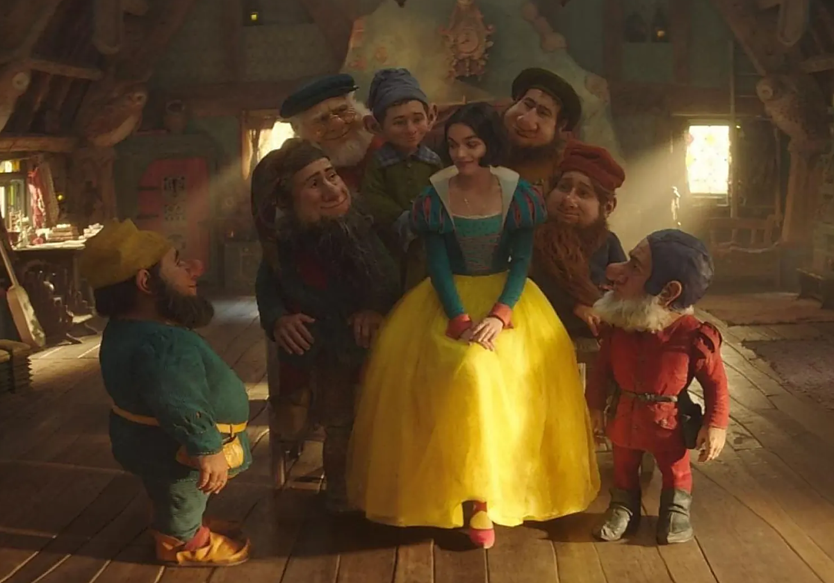 Fotograma del filme 'Blancanieves' en versión 'woke'