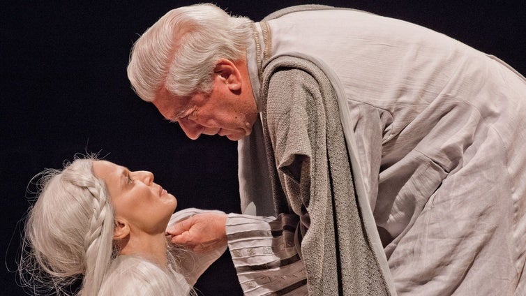 Mario Vargas Llosa: «El teatro es un género extremista; o es bueno o es malo, como los toros»
