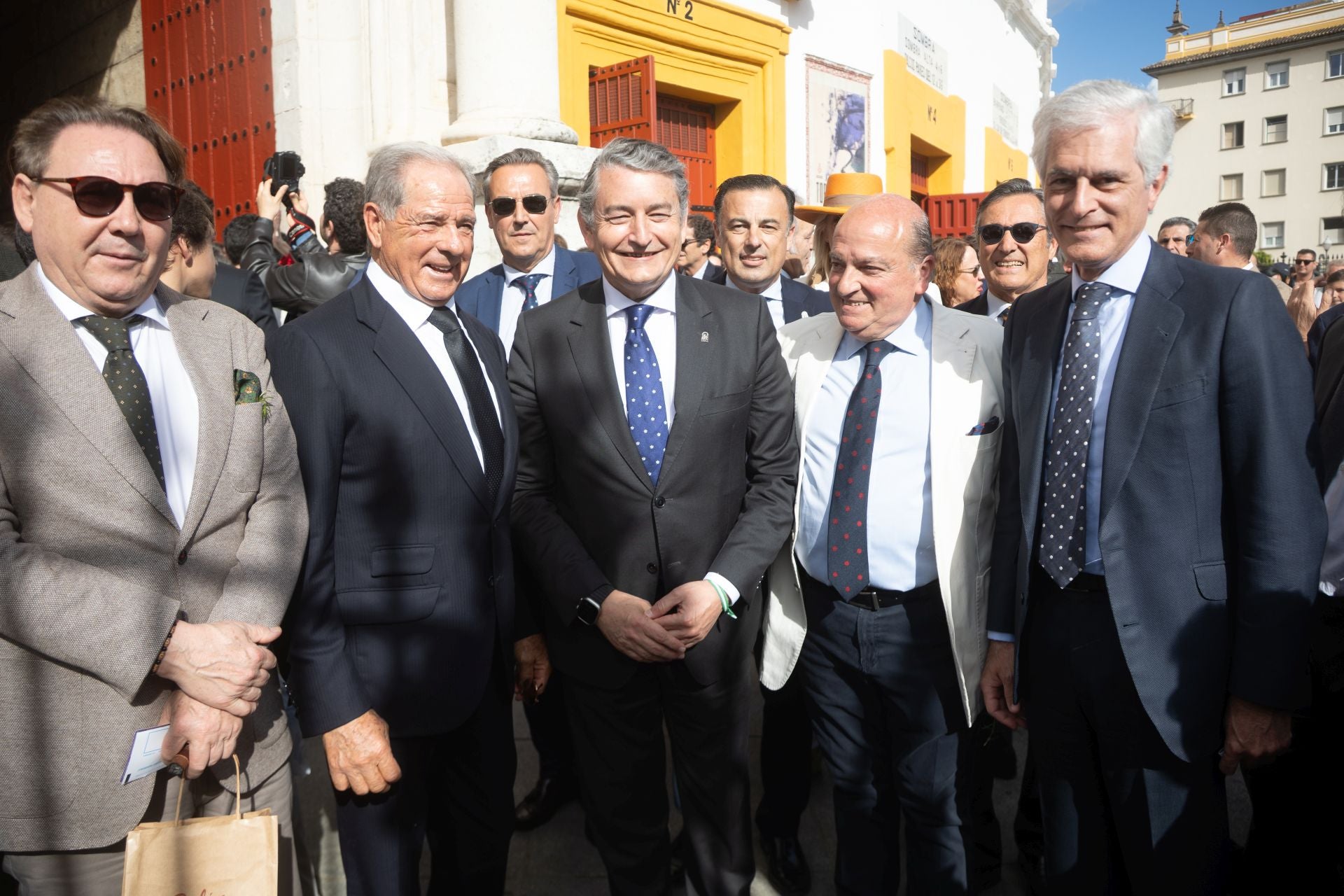 Ricardo Velasco, Paco Ojeda, Antonio Sanz, Luis Miguel Martín Rubio y Adolfo Suárez