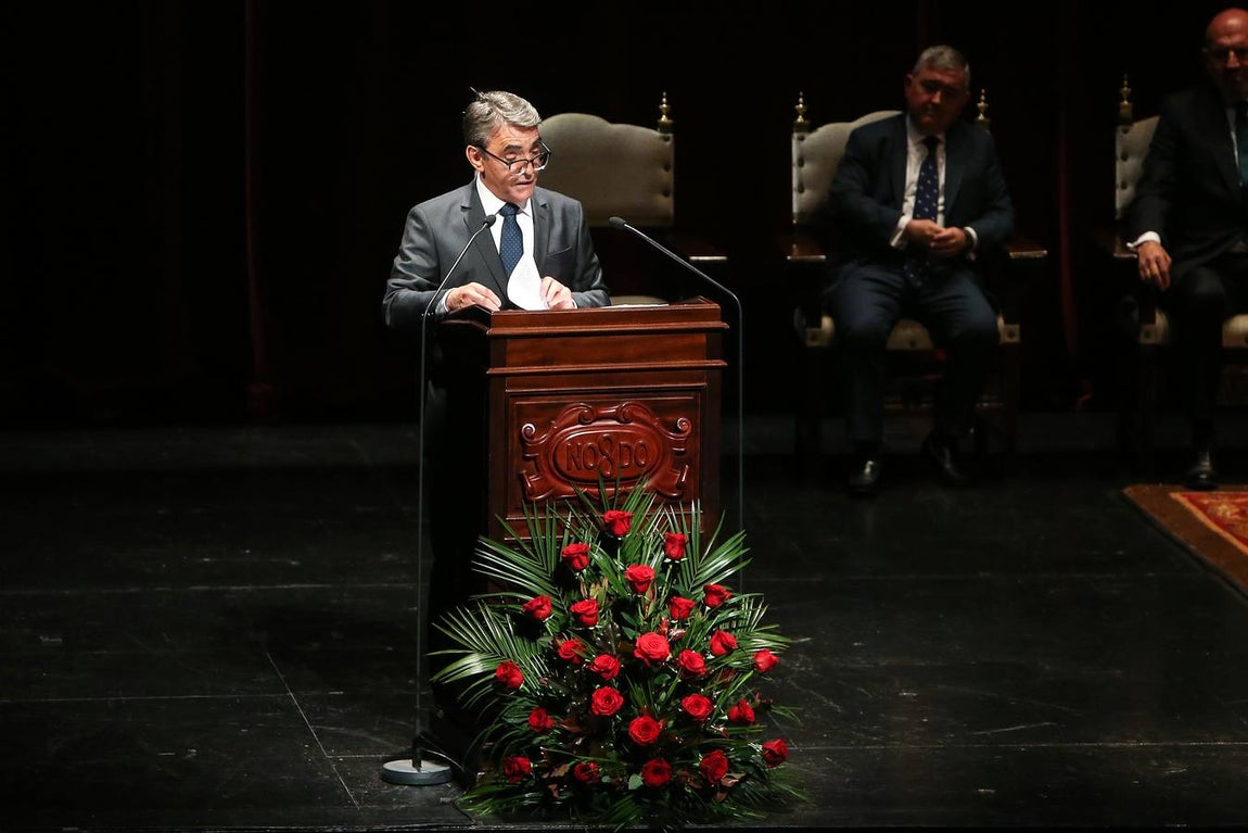 Pregón taurino de Victorino Martín en el Teatro de la Maestranza