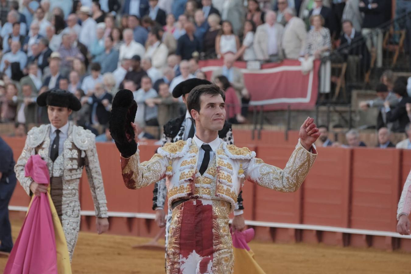 Samuel Navalón logró arranzar aplausos en la faena de su primero