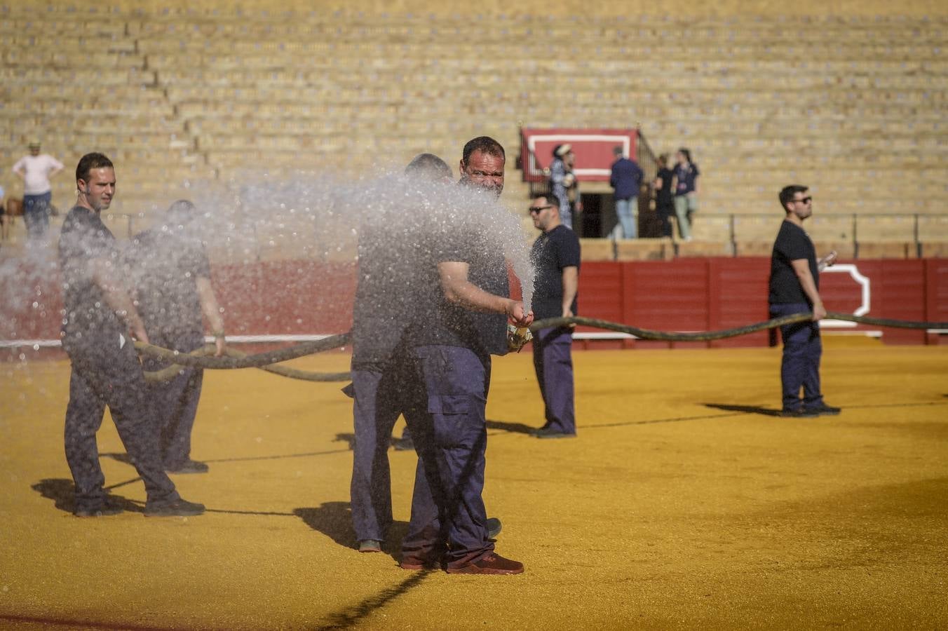 Imagen de la corrida de este martes en la plaza de toros de la Maestranza