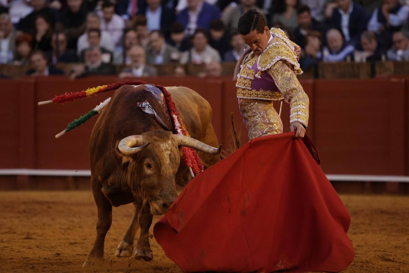 David Galván recibió una fuerte ovación del público de la Maestranza