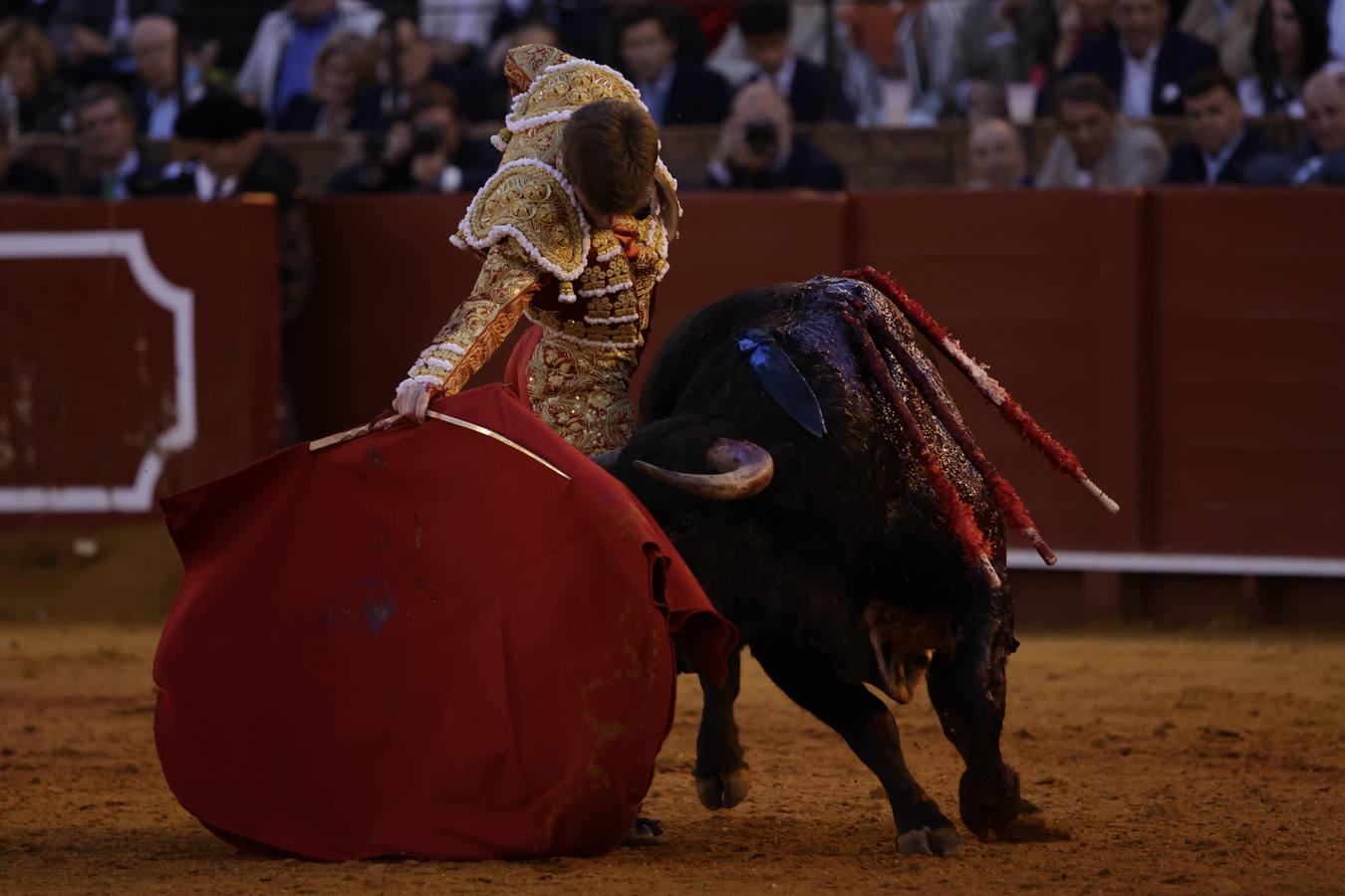 Borja Jiménez le cortó dos orejas al segundo toro que le tocó en suerte