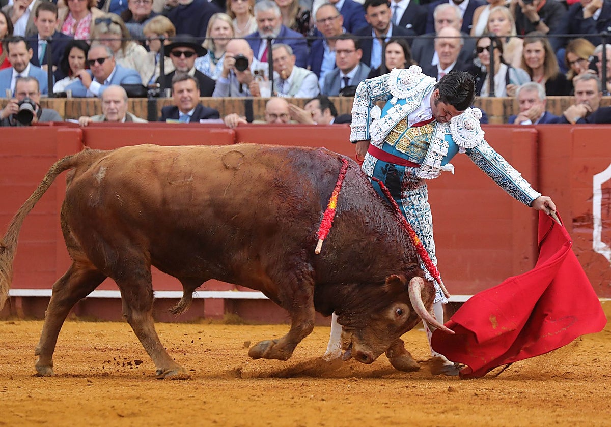 Entregado natural de Morante de la Puebla al primero (bis) de Matilla