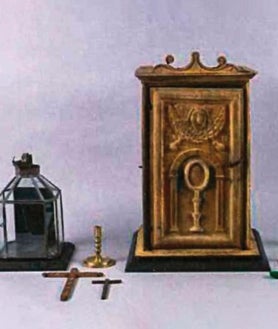 Secondary image 2 - The book of Pedro Ximénez's spells, the Conjuring Arch and other elements used in exorcisms