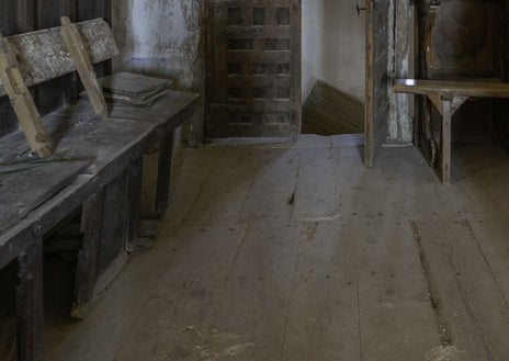 Secondary image 1 - The church of Santa Eugenia de Villegas and views of the deteriorated choir