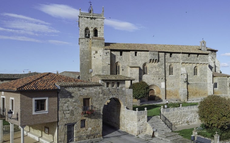 Main image - The church of Santa Eugenia de Villegas and views of the deteriorated choir