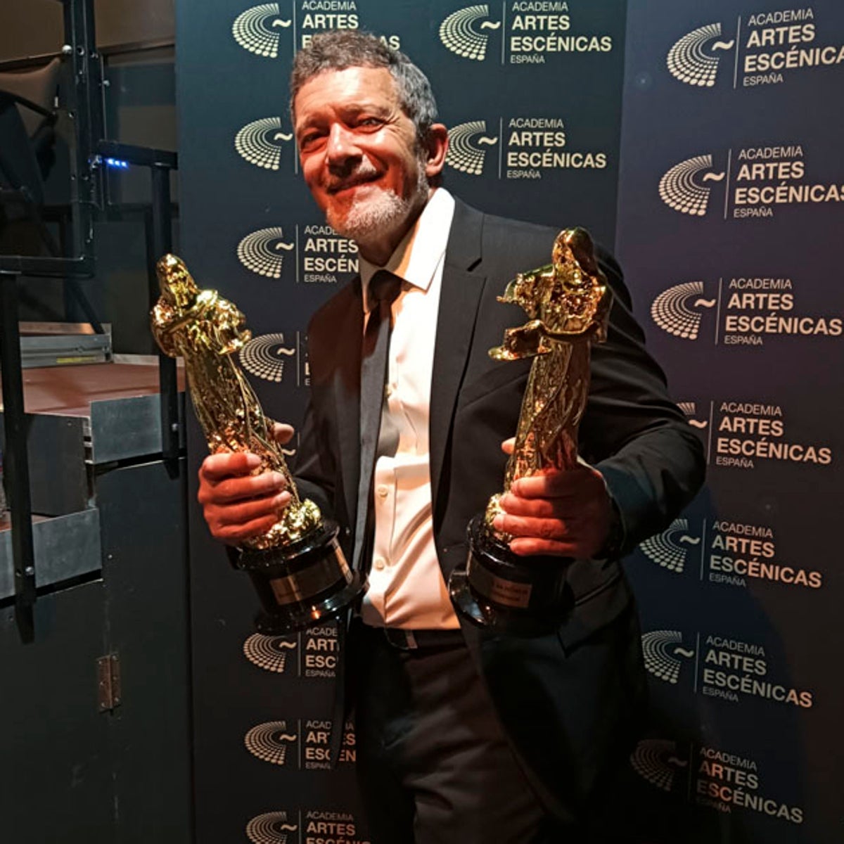 Los premios Talía, entre una gitana y la Guerra Civil