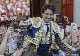 Roca Rey desvela su devoción por la Virgen de la Estrella: «Hasta que no la visité, no salí por la Puerta del Príncipe»