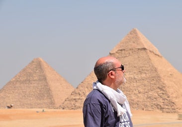 José Miguel Parra: «La idea de una gran ciudad bajo las pirámides de Guiza es ridícula»