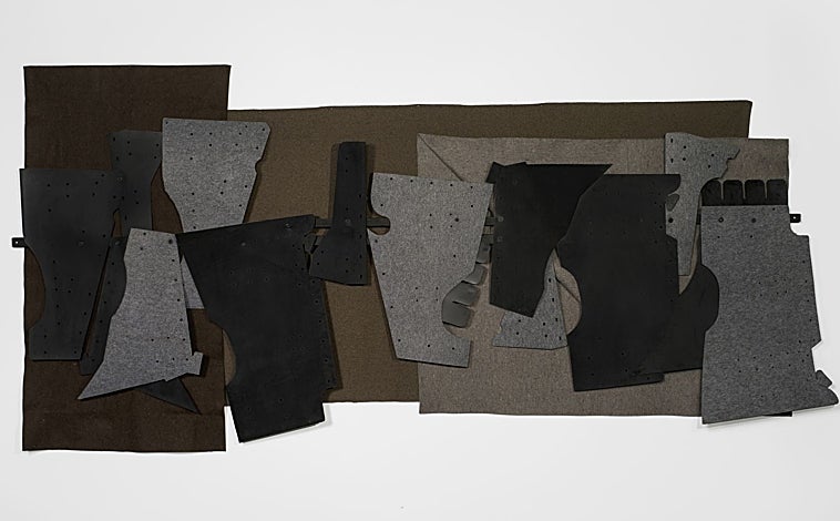 Imagen principal - en las imágenes, algunas de las obras contenidas en la muestra 'Territorios y fronteras', de Sonia Navarro, lo que muestran su versatilidad técnica