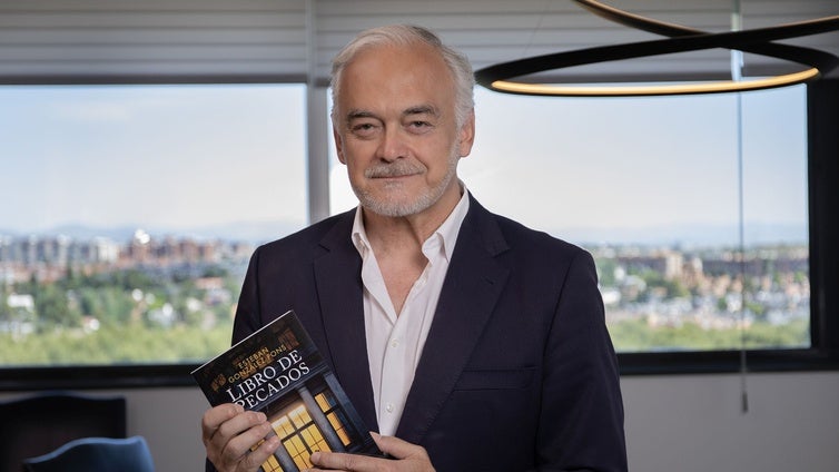 Esteban González Pons: «Retrato lo que sucede en la política detrás del escenario»