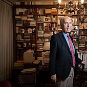 Luis Alberto de Cuenca, la poesía que refleja el gusto por vivir