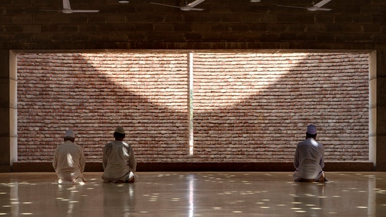 Mezquita de Bait Ur Rouf en Dhaka, de Marina Tabassum