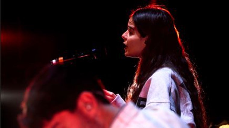 Ángeles Toledano, durante su actuación con el guitarrista Benito Bernal