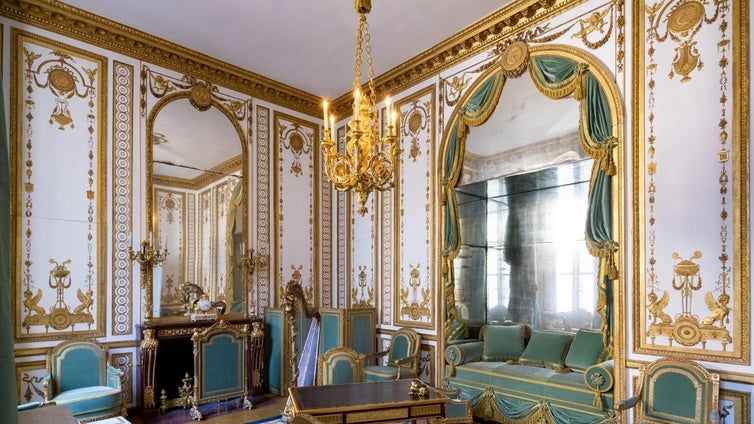 Condenado por falsificar antigüedades y estafar con ellas: engañó al Palacio de Versalles y a un miembro de la realeza catarí