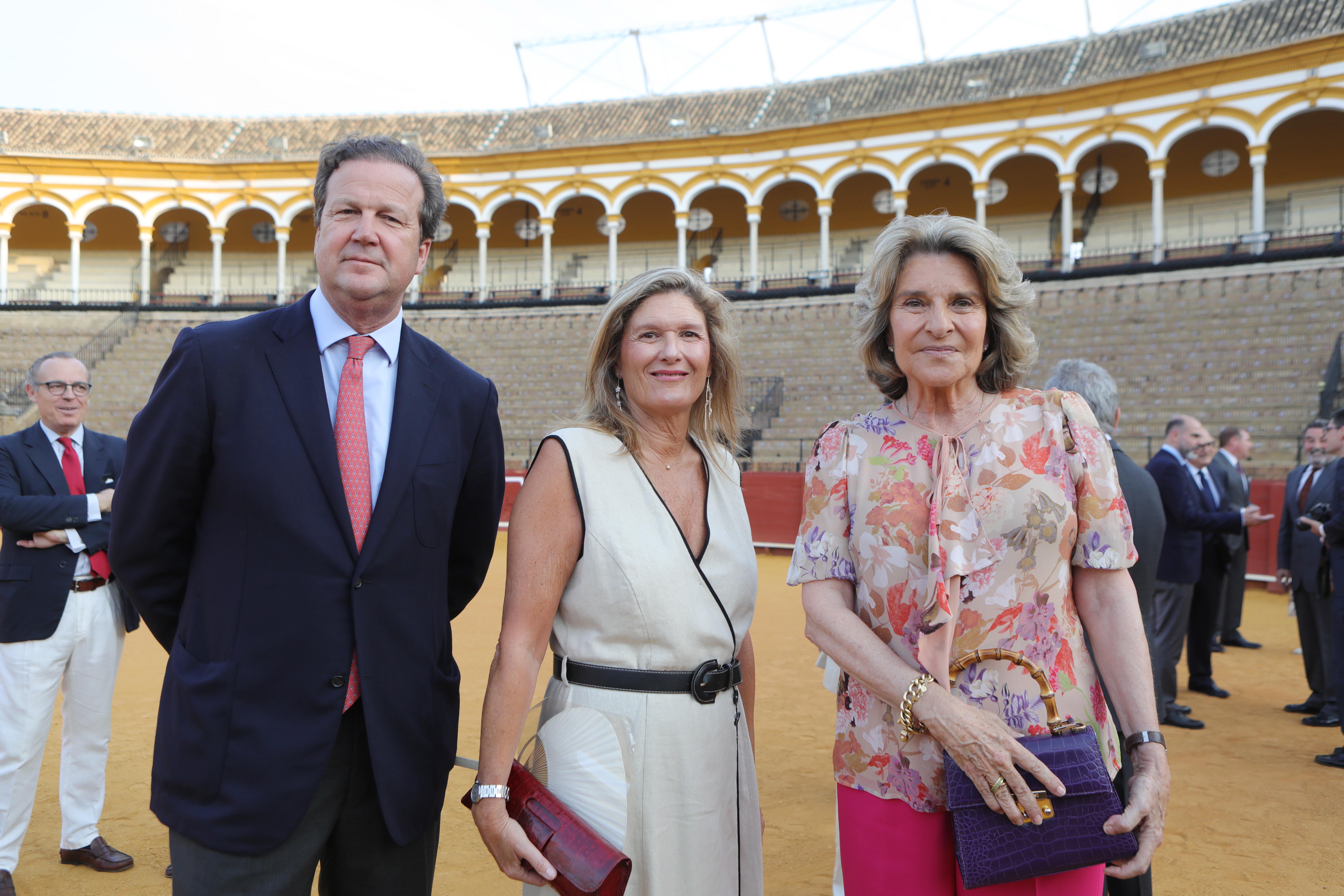 Iván Bohórquez, Rocío Parias y Rocío de la Cámara