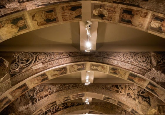 Sijena: ¿Cuáles son los riesgos reales del traslado de las pinturas murales según el MNAC?