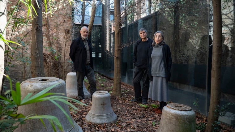 Los integrantes de CRC Arquitectes en su estudio en Olot