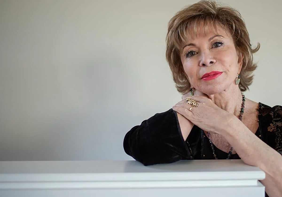 La chilena Isabel Allende encabeza la lista con su última novela, 'Mi nombre es Emilia del Valle'