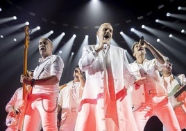 Emoción y nostalgia: Miguel Bosé revive sus clásicos en Madrid