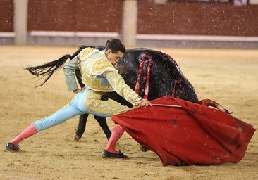 La tormenta eléctrica acompaña un diluvio de toreo de Bruno Aloi