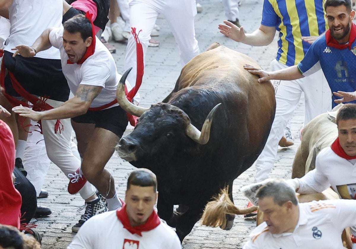 El tercer encierro de los Sanfermines, en imágenes