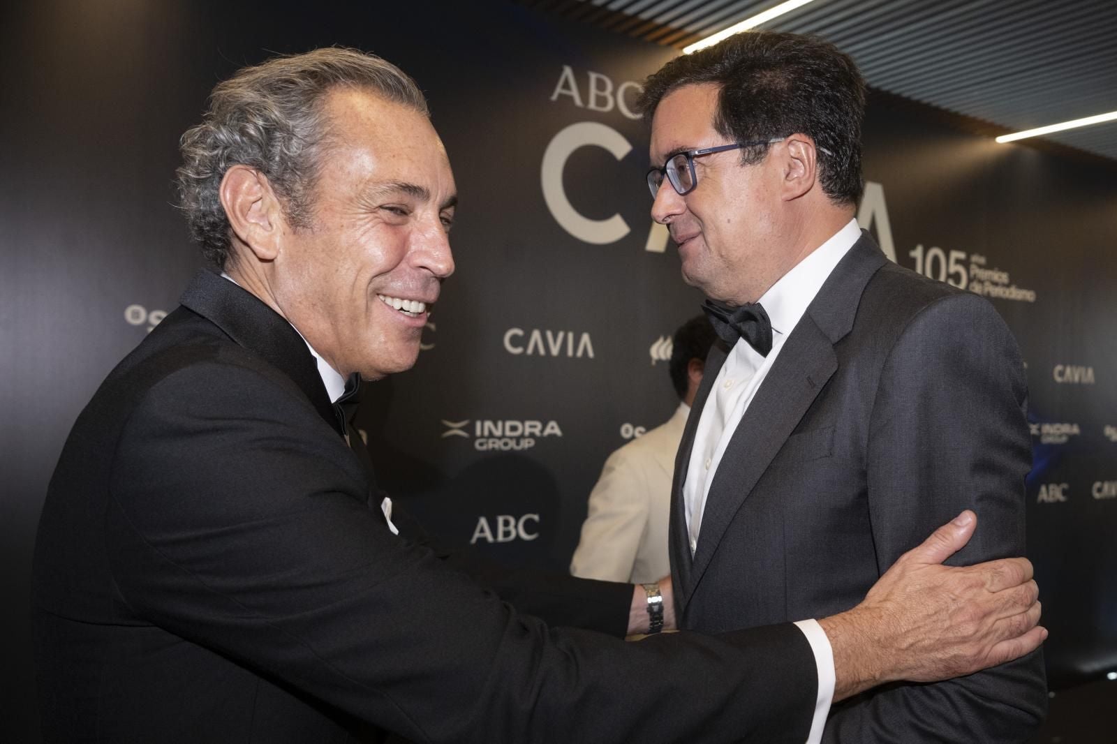 Manuel Mirat, CEO de Vocento, y Óscar López, ministro para la Transformación Digital