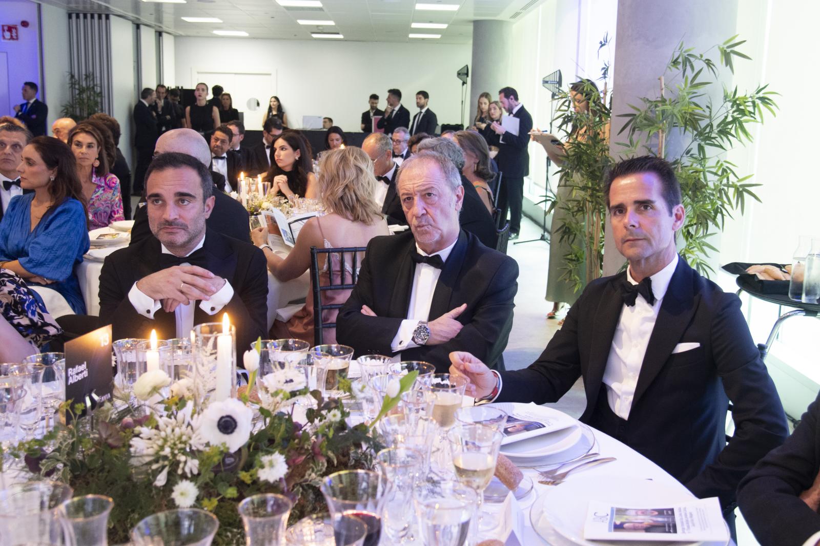 Quico Chirino, director de 'Ideal'; Julián Cabrera, director de Informativos de Onda Cero, y Fernando Castiella López Arostegui, director general de Recursos Humanos y Organización de Vocento