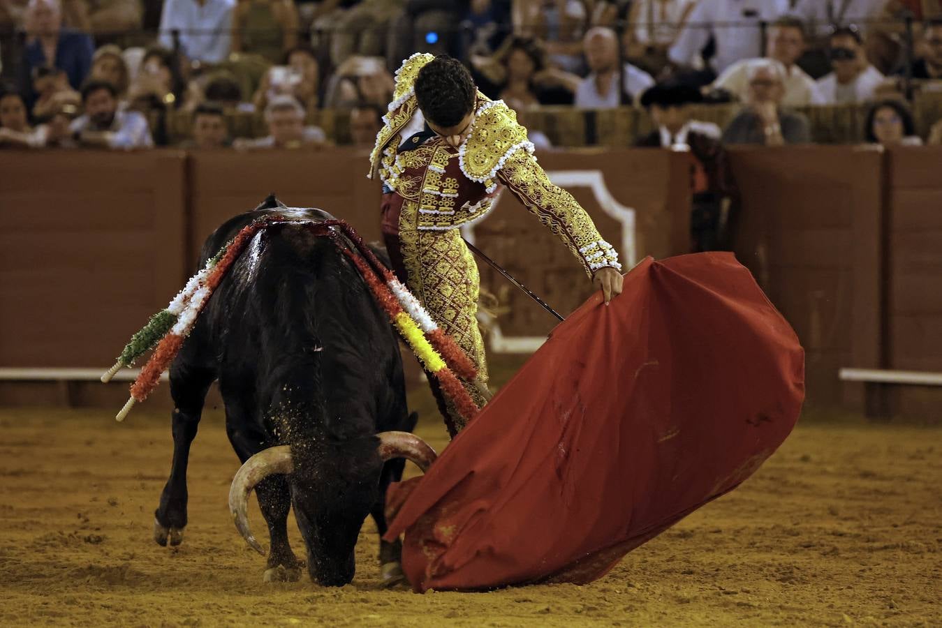 David Gutiérrez, del Patronato Provincial de Tauromaquia de Badajoz, mostró oficio y buenas formas con el capote
