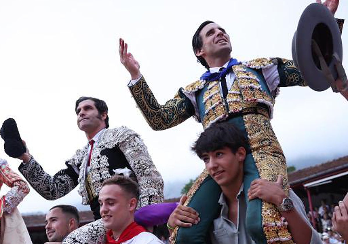 Morante y Ortega, en una tarde de triunfo