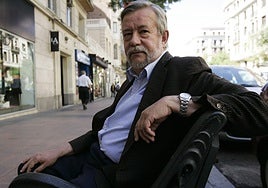 Muere el escritor José María Guelbenzu a los 81 años: elegante, discreto, artista