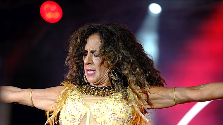 Rosario Flores en concierto