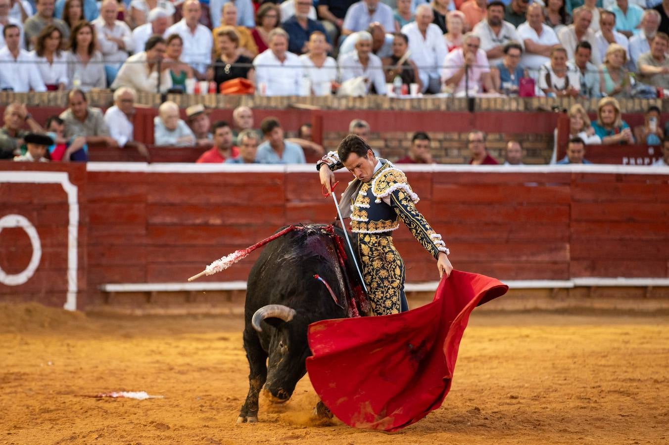 Daniel Luque cortó dos orejas y recibió una gran ovación