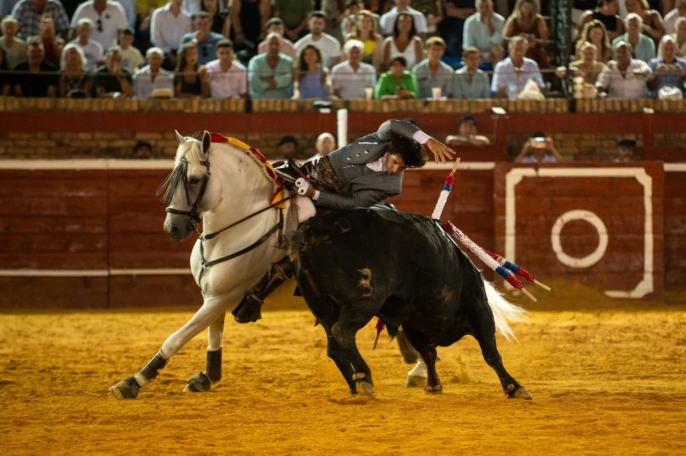 Sergio Galán, Diego Ventura y Andrés Romero pusieron en pie a los tendidos de La Merced