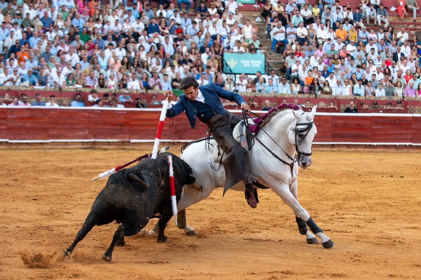 Sergio Galán, Diego Ventura y Andrés Romero pusieron en pie a los tendidos de La Merced