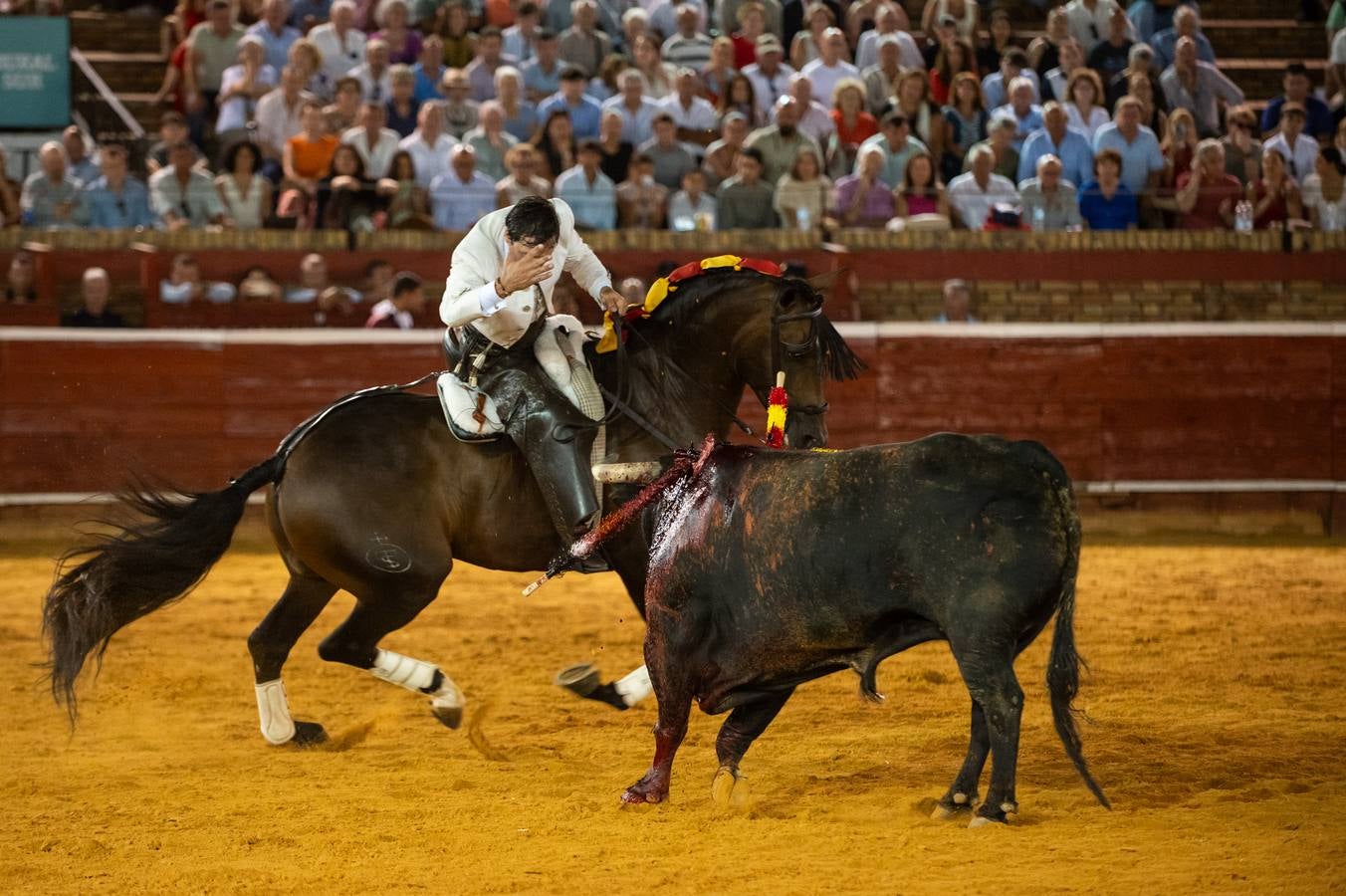 Sergio Galán, Diego Ventura y Andrés Romero pusieron en pie a los tendidos de La Merced