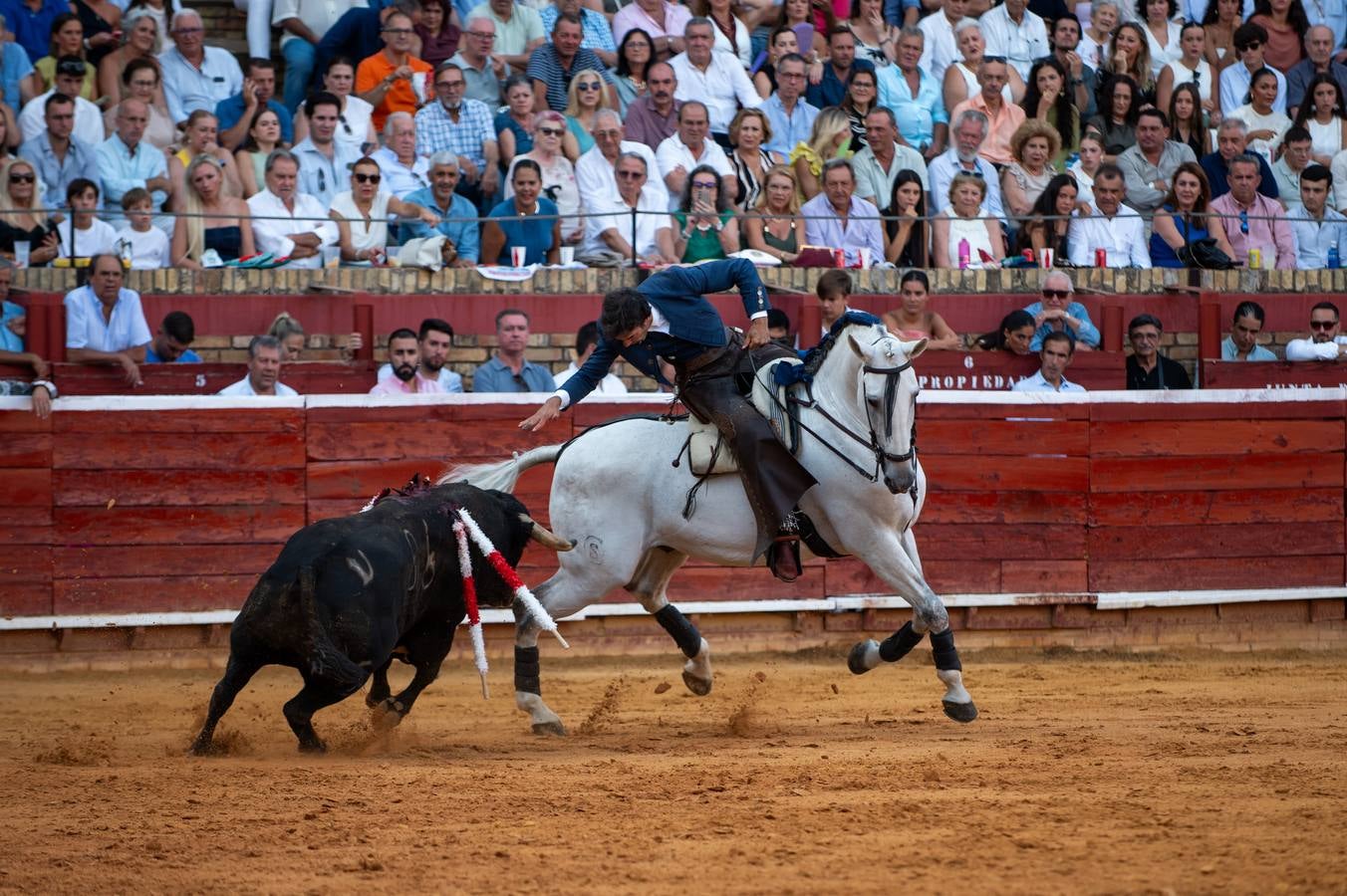 Sergio Galán, Diego Ventura y Andrés Romero pusieron en pie a los tendidos de La Merced