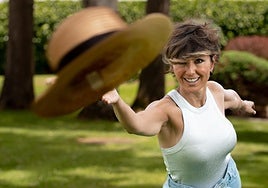 Sonsoles Ónega:  «Echo de menos aquella televisión en la que se sentaban Umbral, César Vidal y Camilo José Cela»