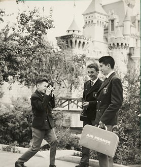 Imagen secundaria 2 - Fase provincial del concurso en 1965 en Santander. Ignacio de Lecea, junto a sus compañeros internacionales en su viaje a Extremo Oriente y Juan Manuel Padín, en Estados Unidos