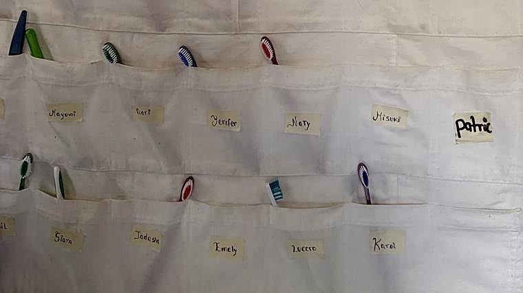 El autoreconocimiento y las pautas de higiene son otra de las prioridades en la atención a la infancia