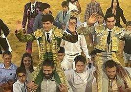 Aarón Palacio y Félix San Román, a hombros en la primera de Tarazona