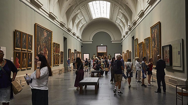 La parte de la galería central del Prado que se mantiene aún abierta, este miércoles con las paredes aún sin pintar de azul