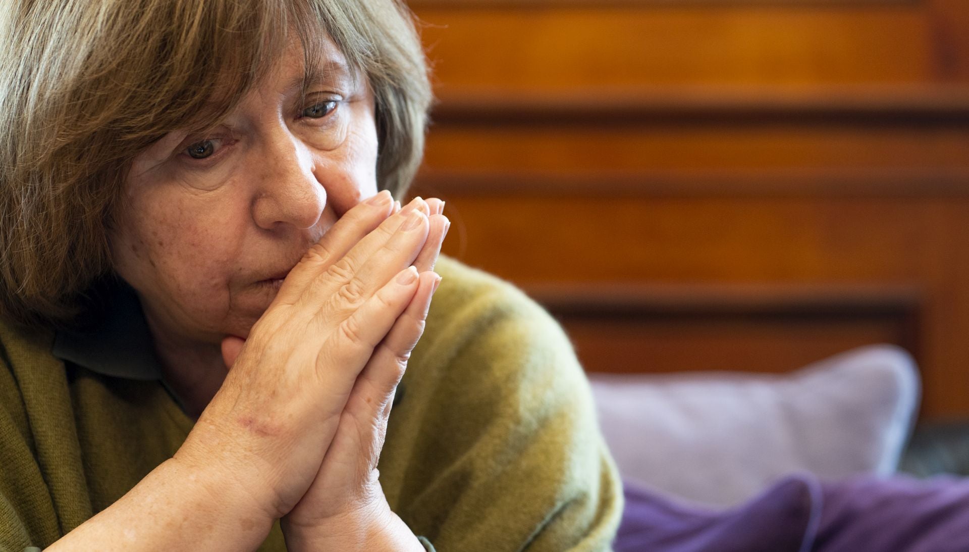 Svetlana Alexiévich fue la primera periodista en recibir el premio Nobel de Literatura.