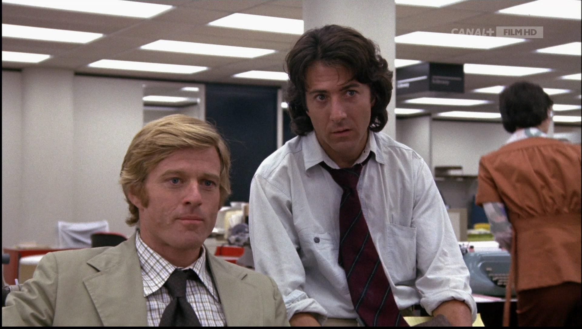 Robert Redford y Dustin Hoffman en una escena de la película 'Todos los hombres del Presidente' en 1976