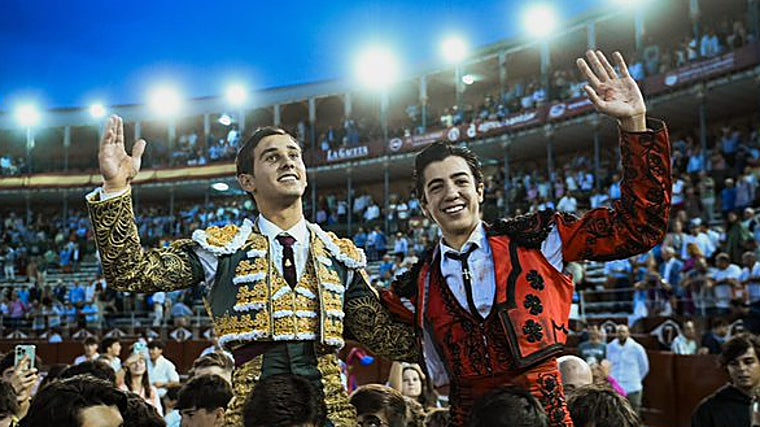 Ismael Martín y Marco Pérez salen a hombros