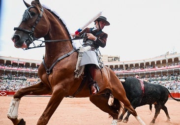 Diego Ventura enloquece antes del diluvio en una buena corrida de Sánchez