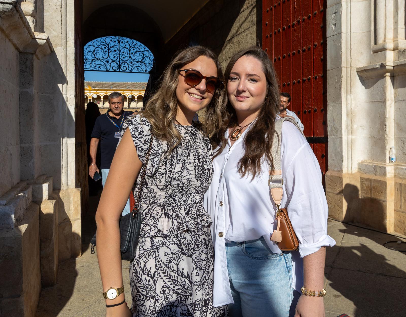 Claudia y Lucía Román