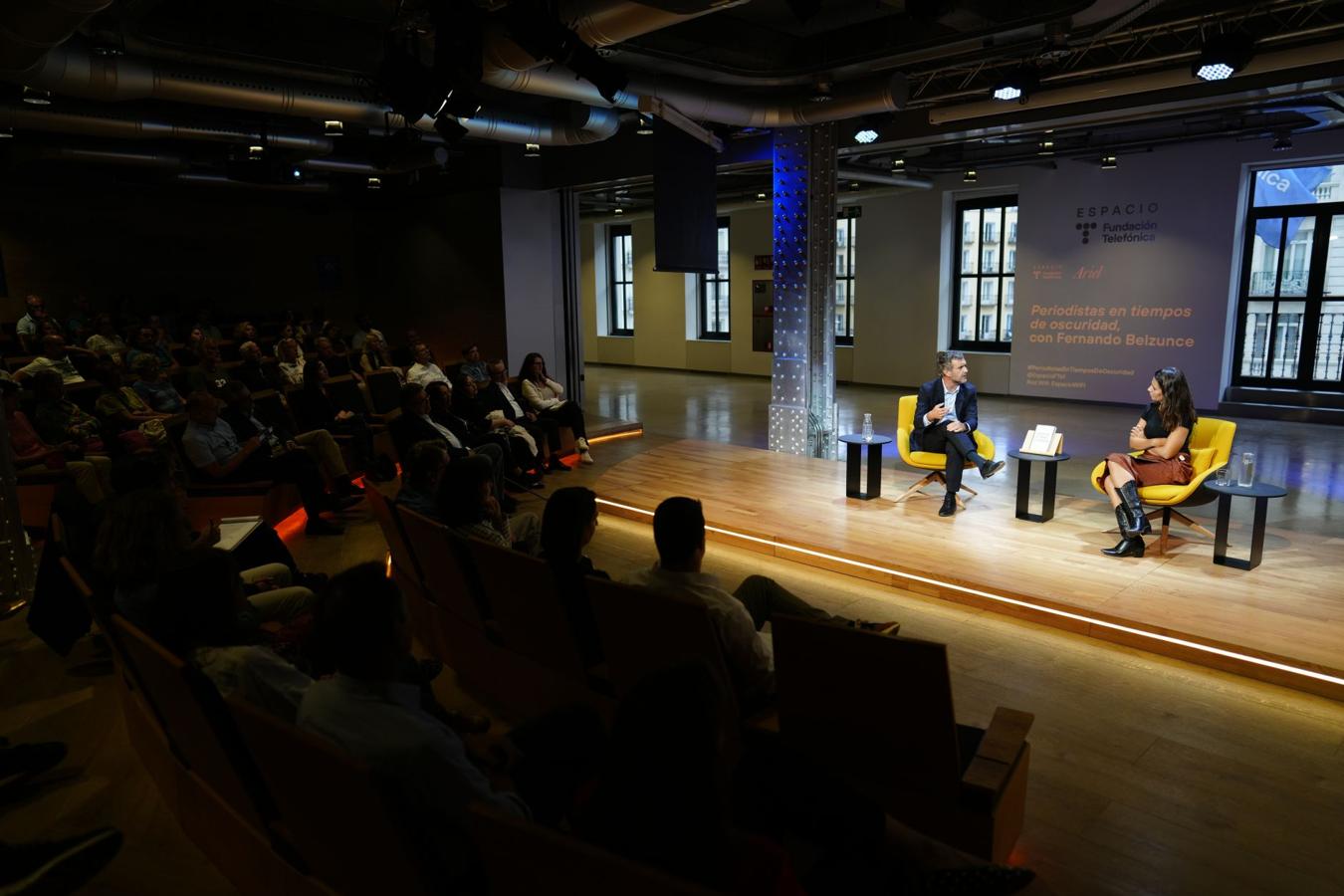 La presentación contó con la participación de la periodista Ana Pastor.